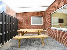 Inviting Apartment With Terrace