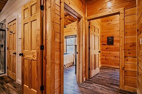 Brand New 4 4 Minutes to Dollywood Hot Tub