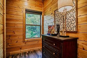 Brand New 4 4 Minutes to Dollywood Hot Tub