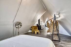 Unique 4bed 3bath A-frame