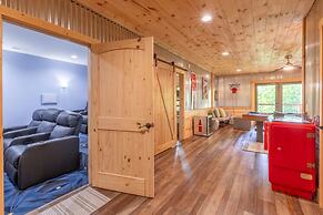 Luxury 3 2 5 Cabin Lake Views Theatre Gameroom