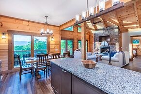 Luxury 3 2 5 Cabin Lake Views Theatre Gameroom