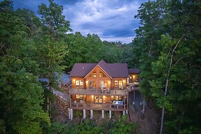 Luxury 3 2 5 Cabin Lake Views Theatre Gameroom