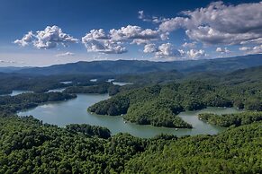 Luxury 3 2 5 Cabin Lake Views Theatre Gameroom