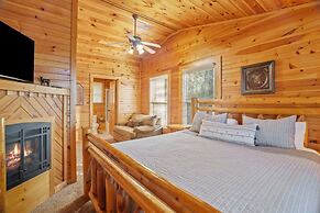 Stunning Mountain Cabin w Hot tub