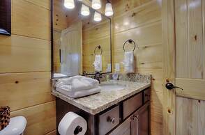 5 Master Suites 5 6bath Cabin 5 min to Gsmnp