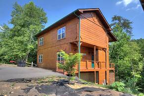 5 Master Suites 5 6bath Cabin 5 min to Gsmnp