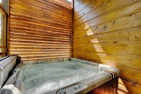 5 Master Suites 5 6bath Cabin 5 min to Gsmnp