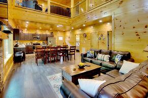 5 Master Suites 5 6bath Cabin 5 min to Gsmnp