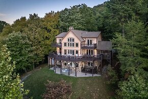 Lake Views Luxury Hottub Game Rm 5bed 4 5bath