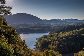 Lake Views Luxury Hottub Game Rm 5bed 4 5bath