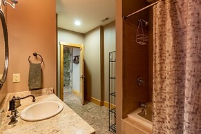 Lake Views Luxury Hottub Game Rm 5bed 4 5bath