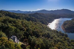 Lake Views Luxury Hottub Game Rm 5bed 4 5bath