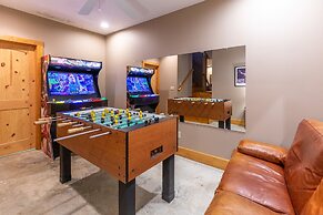 Lake Views Luxury Hottub Game Rm 5bed 4 5bath