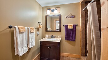 Slps 24 12m Town 7acre Huge Yard Theatre Gmroom