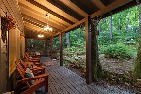 10min Dwtn Cashiers 5mn to Silverrun Waterfall