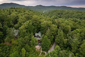 10min Dwtn Cashiers 5mn to Silverrun Waterfall