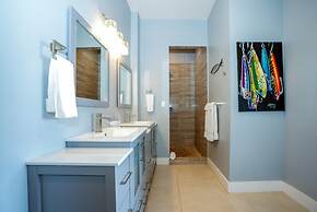 Oceanfront Sunset Gecko Condo - Ground Floor 1B