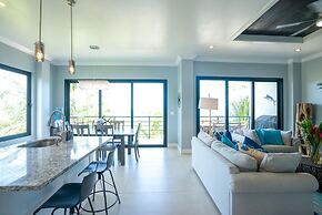 Oceanfront Sunset Gecko Condo - Second Floor 2A