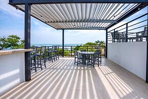 Oceanfront Sunset Gecko Condo - Second Floor 2A