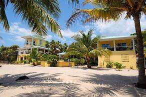 Lucky Duck Villa - Huge Beachfront Pool and Pier