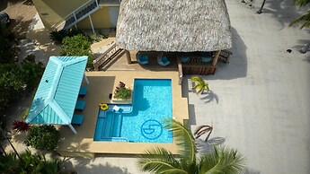 Lucky Duck Villa - Huge Beachfront Pool and Pier