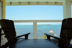 Lucky Duck Villa - Huge Beachfront Pool and Pier