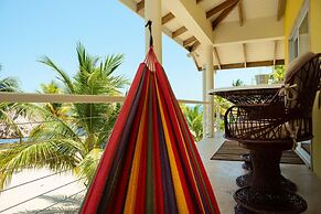 Lucky Duck Villa - Huge Beachfront Pool and Pier