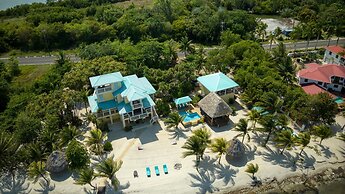 Lucky Duck Villa - Huge Beachfront Pool and Pier