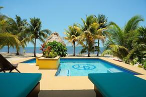 Lucky Duck Villa - Huge Beachfront Pool and Pier