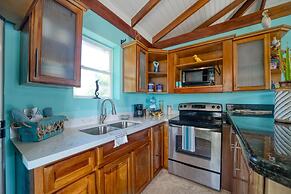 Lucky Duck Villa - Huge Beachfront Pool and Pier