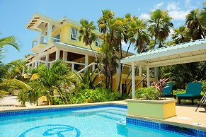 Lucky Duck Villa - Huge Beachfront Pool and Pier