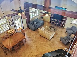 Lucky Duck Villa - Huge Beachfront Pool and Pier