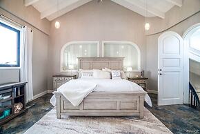 Luxury Oceanfront Villa w 2 Pools Beach Pier