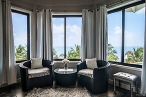 Luxury Oceanfront Villa w 2 Pools Beach Pier