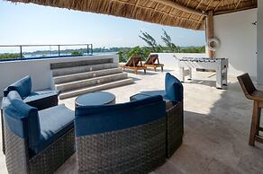 NEW Oceanfront 5 Bedroom Private Island Villa
