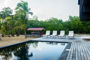 NEW Modern Ocean Front Villa on Private Island