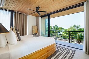 NEW Modern Ocean Front Villa on Private Island