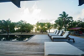 NEW Modern Ocean Front Villa on Private Island