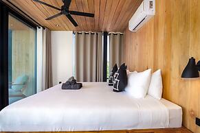 NEW Modern Ocean Front Villa on Private Island