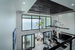 Spacious 4-bed Villa in Placencia Village w Pool