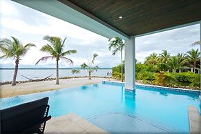 NEW 3 Story 4-bed Waterfront Villa w Sunset Views