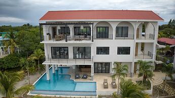 NEW 3 Story 4-bed Waterfront Villa w Sunset Views