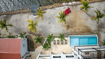 NEW 3 Story 4-bed Waterfront Villa w Sunset Views