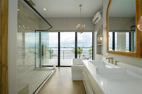 NEW 3 Story 4-bed Waterfront Villa w Sunset Views