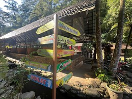 Kampung Karuhun Eco Green Park Sumedang