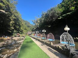 Kampung Karuhun Eco Green Park Sumedang