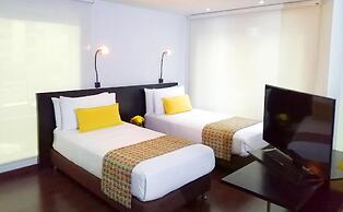 Richmond Suites Hotel