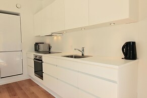 Private 1-bed Townhouse w Terraces