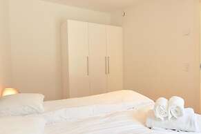 Private 1-bed Townhouse w Terraces